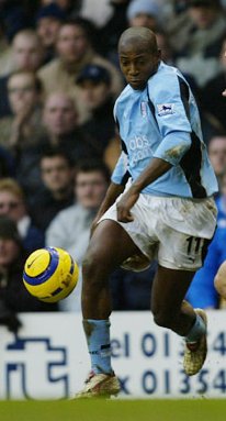 Fulham midfielder Luis Boa Morte 