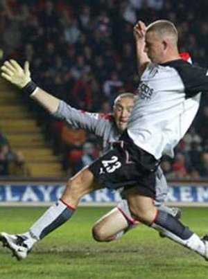 Fulham midfielder Sean Davis