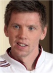 Fulham transfer link David Elm