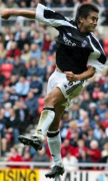 Fulham midfielder Junichi Inamoto