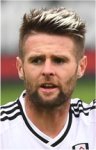 Midfielder Oliver Norwood