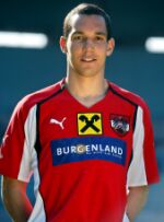Fulham target Emanuel Pogatetz
