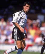 John Collins signs for Fulham